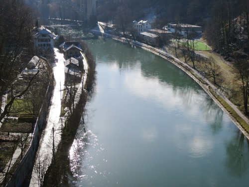 aare river in the morning light ....sleepovers do some magic sometimes