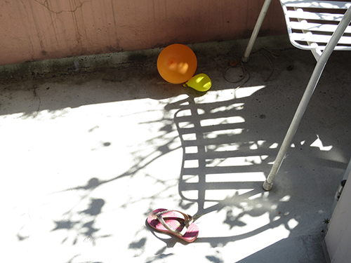 this southern light (and temperature) in our not so southern city ....and the party left overs from a certain little girl.